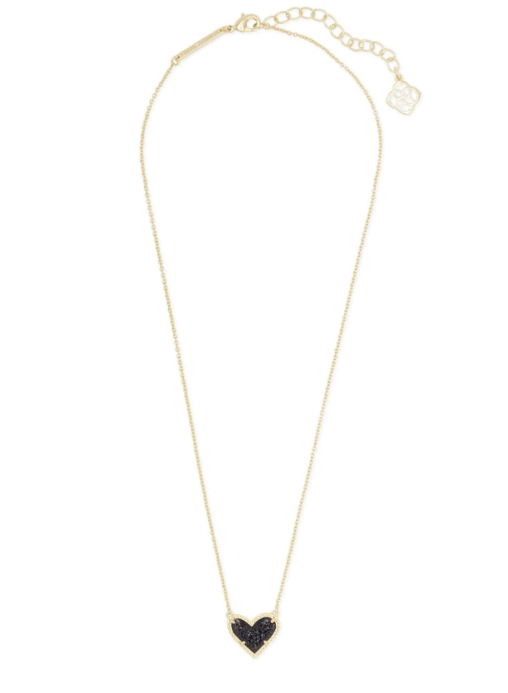 Kendra Scott: Ari Heart Short Pendant Necklace - Obsession Boutique