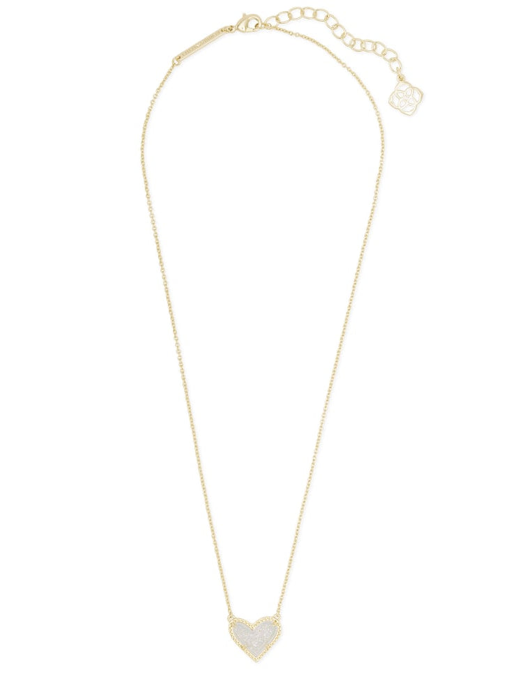 Kendra Scott: Ari Heart Short Pendant Necklace - Obsession Boutique