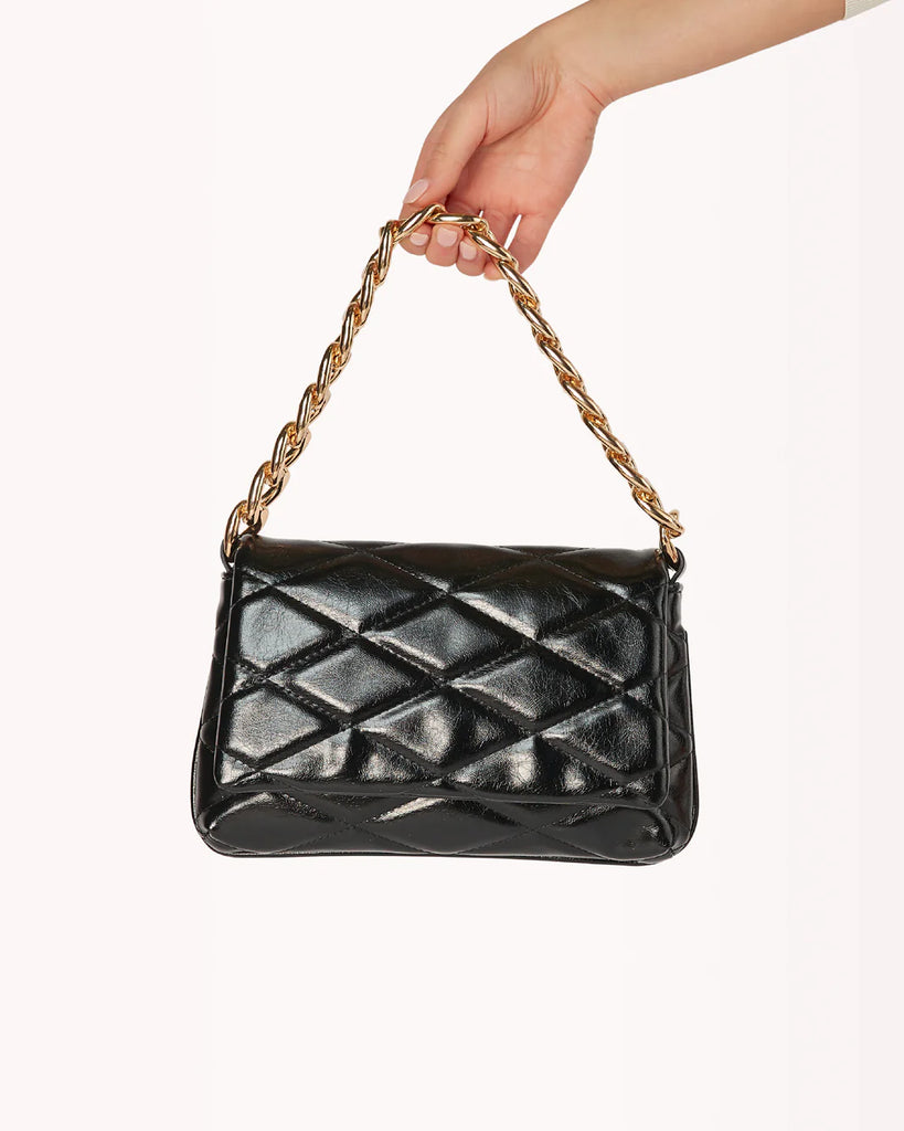 BLACK SHOULDER BAG WITH GOLD CHAIN