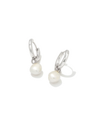 Kendra Scott: Willa Pearl Huggie Earrings - Obsession Boutique