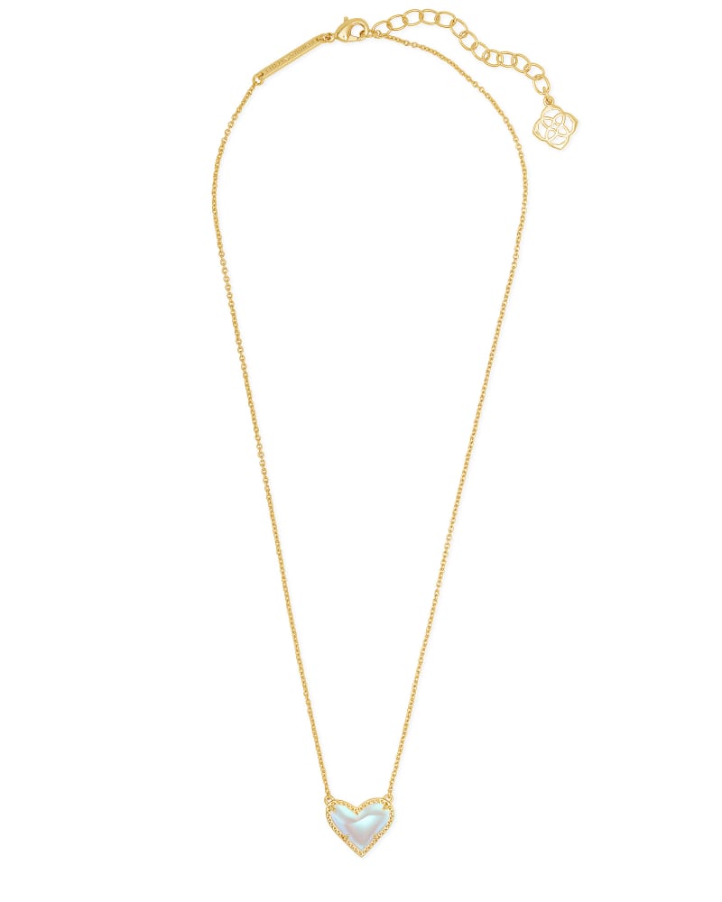 Kendra Scott: Ari Heart Short Pendant Necklace - Obsession Boutique